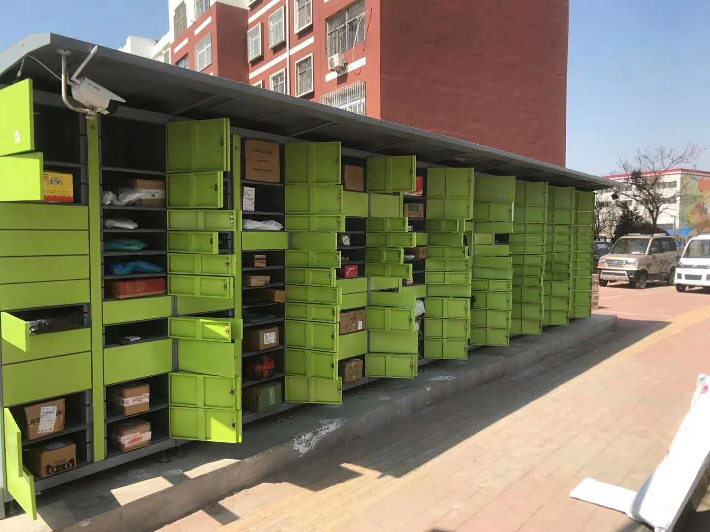 快遞小哥為什么會為快遞柜買單？